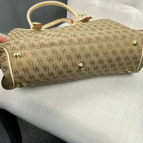 Vintage Dooney & Bourke Buckle Satchel Tote Bag Purse DB Signature Leather Trim - Picture 10 of 16